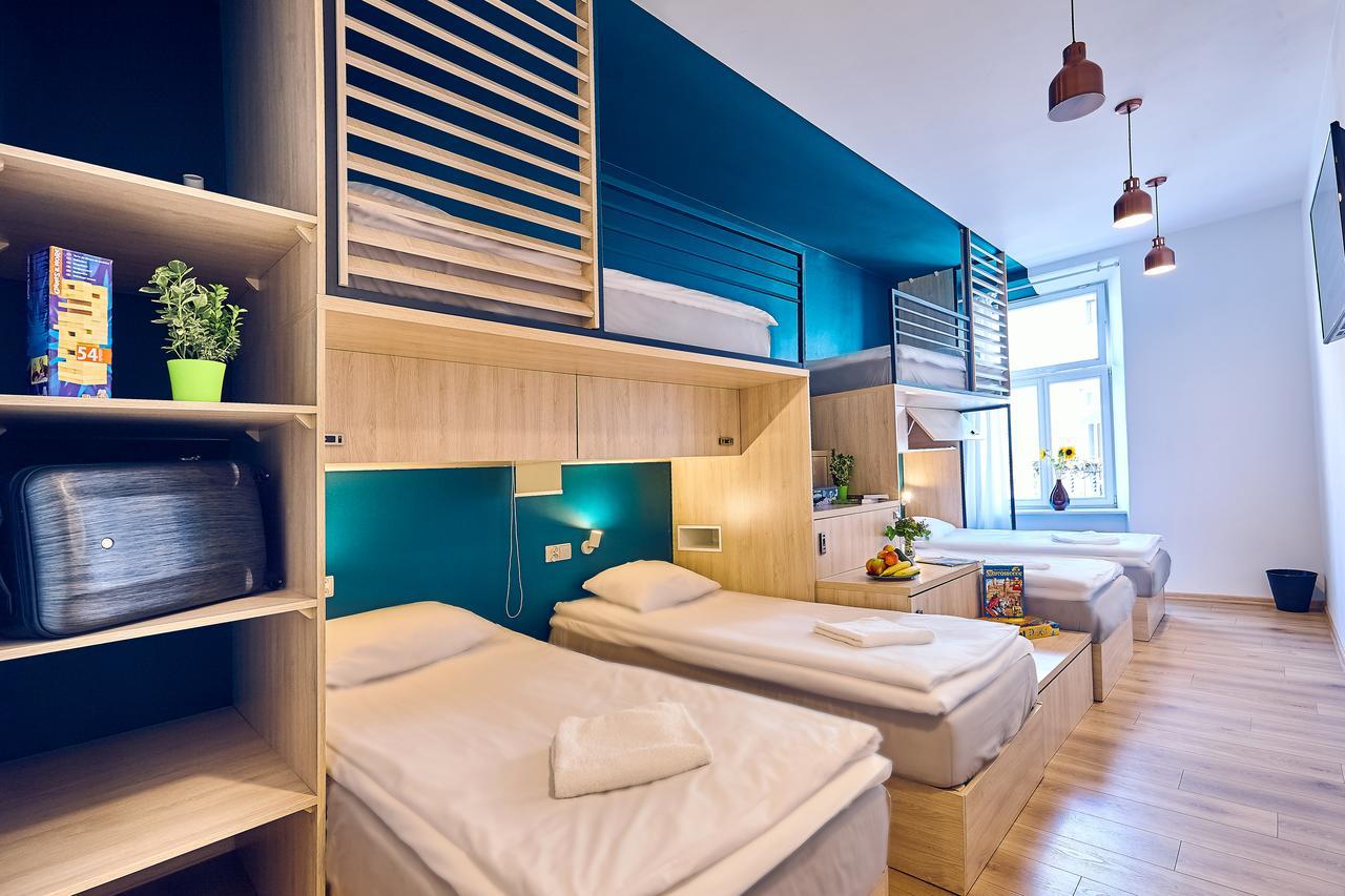 Draggo House Hostel Krakow Bagian luar foto