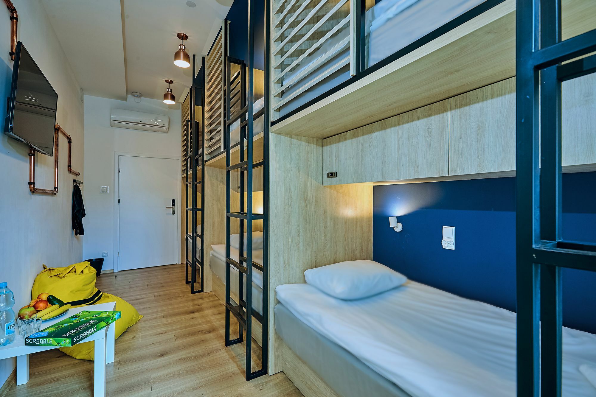 Draggo House Hostel Krakow Bagian luar foto